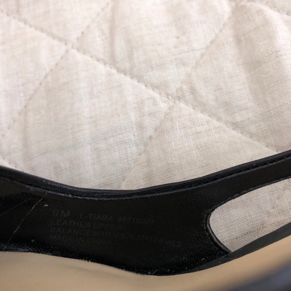 Franco Sarto Cut-Out Block heels - Picture 7 of 7